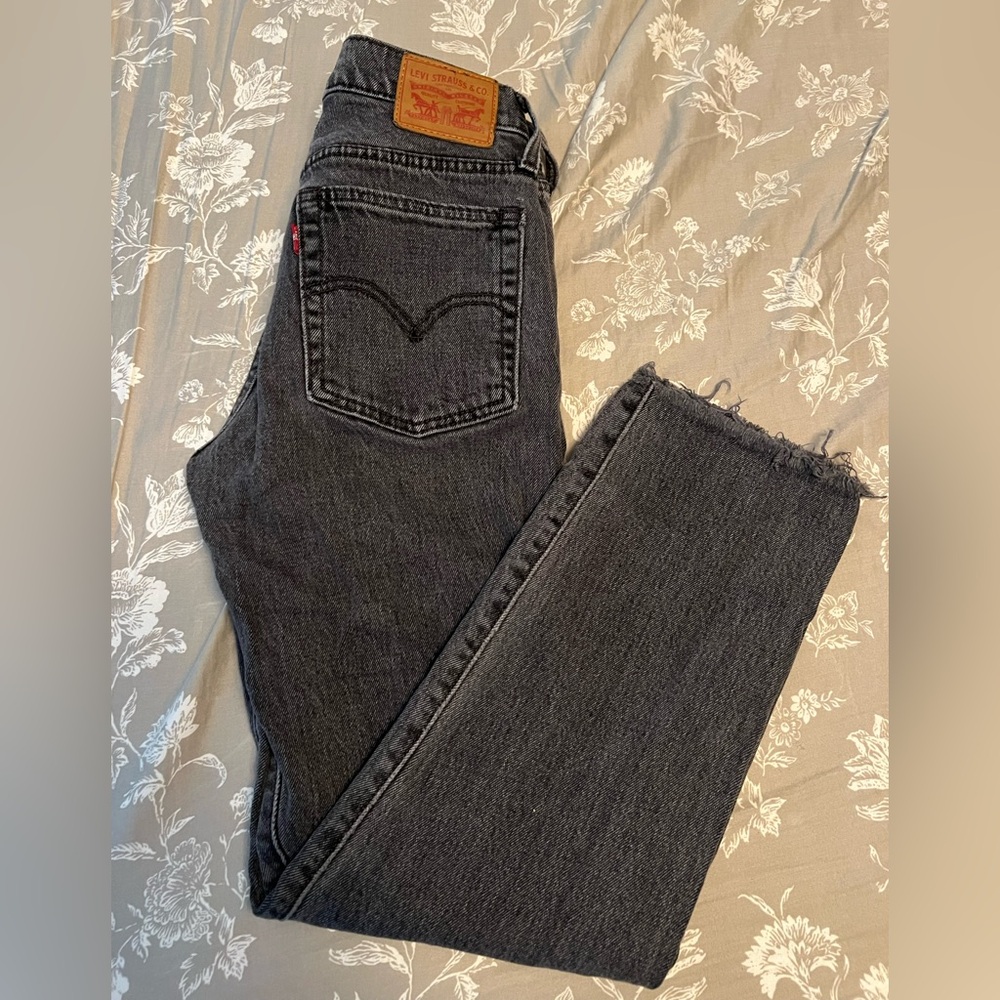 Levi's Women's Black Wedgie Straight Leg Jeans
